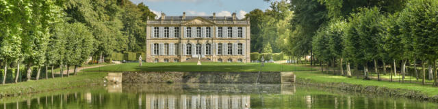 Château De Canon Miroir D'eau