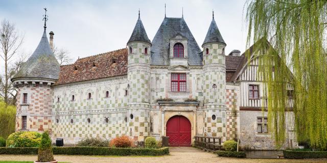 Chateau De Saint Germain De Livet Façade