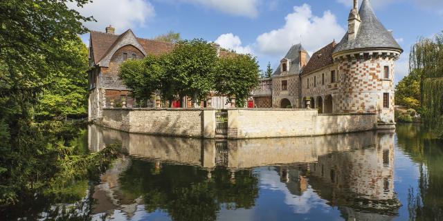 Chateau Saint Germain De Livet Shutterstock 401037394 L