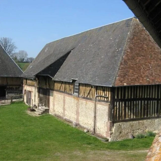 La Ferme Du Chateau De Courtonne Philippe Gurrey Fauguernon