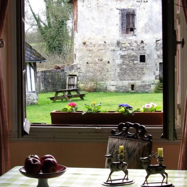 A Ferme Du Chateau De Courtonne Philippe Gurrey Fauguernon